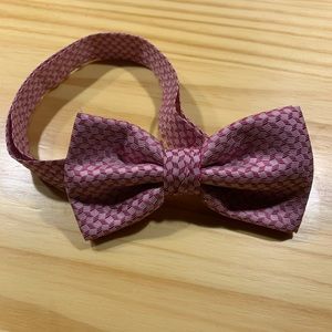 Pink clip on bow tie